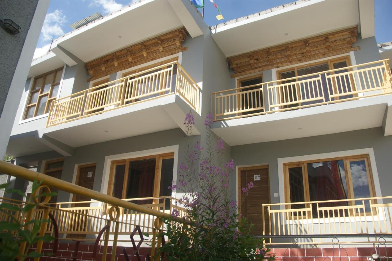 Chandan Guest House Leh Exterior photo