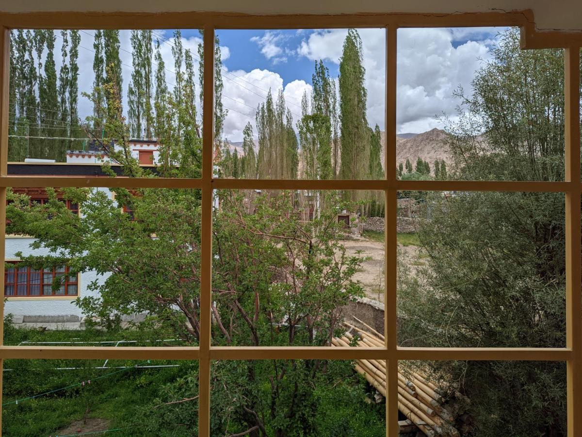 Chandan Guest House Leh Exterior photo