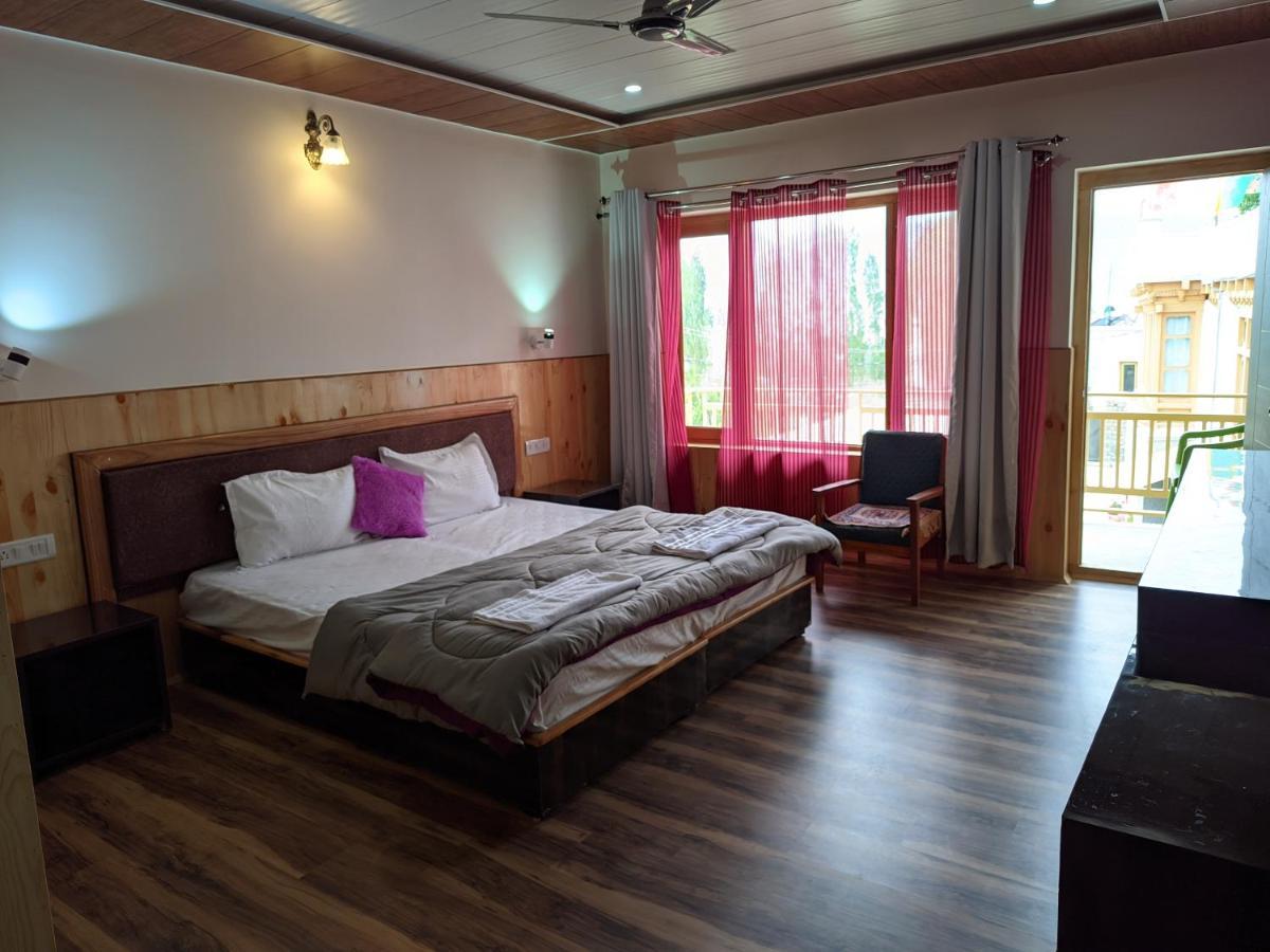 Chandan Guest House Leh Exterior photo