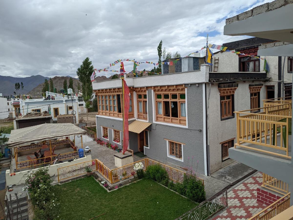 Chandan Guest House Leh Exterior photo